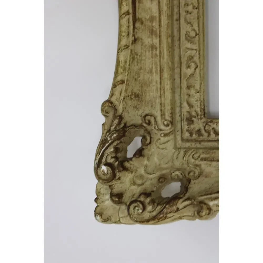Vintage Ornate Rococo Style Composite Picture Frame Distressed Gold Finish 17x15